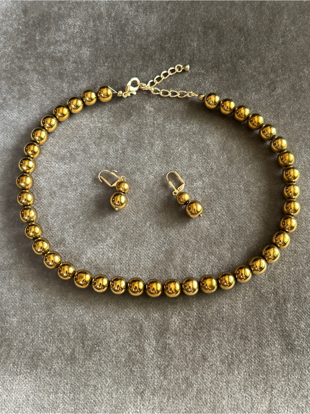 Dames à la Mode Gold Beaded Necklace and Earrings Set - Women's Jewelry